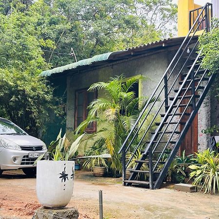 Sigiriya Vee Guest Apartment Luaran gambar